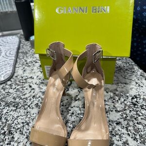 Gianni Bini Nude Patent Heels